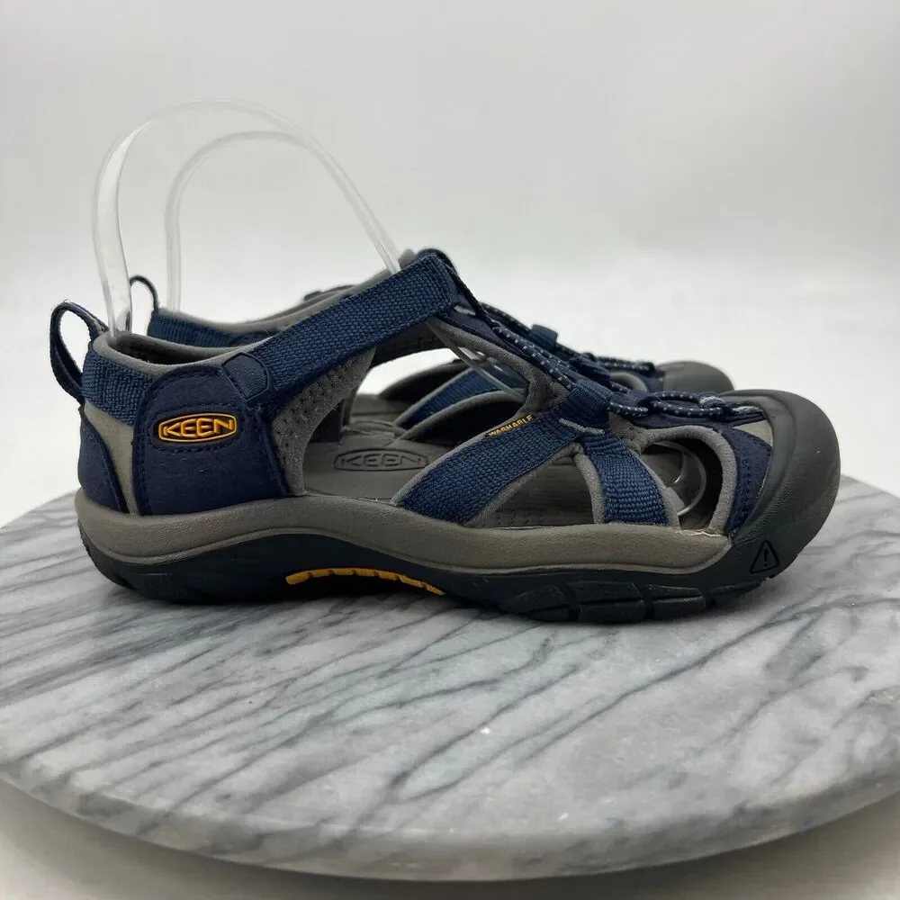 Keen Sandals Youth Kids 4 Blue Slip On Sling Back Bungee Cord Water Beach